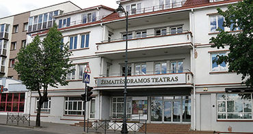Vasario 1 ir 8 dienomis Telšių Žemaitės dramos teatre – visai šeimai skirto spektaklio „Indėnų vadas“ premjeros
