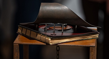 Balandžio 9 d. Tauragės krašto muziejus „Santaka“ kviečia į ekskursiją po keturias skirtingas parodas